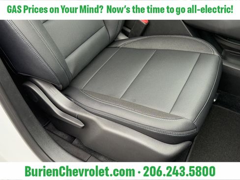 New 2026 Chevrolet Equinox EV LT FWD image 24