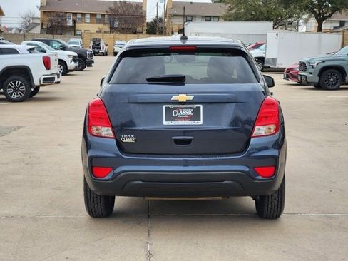 Used 2019 Chevrolet Trax LS w/ Tint and Cruise Package image 13