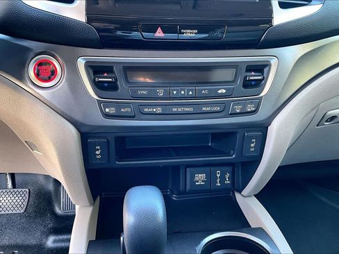 Used 2017 Honda Pilot EX-L image 35