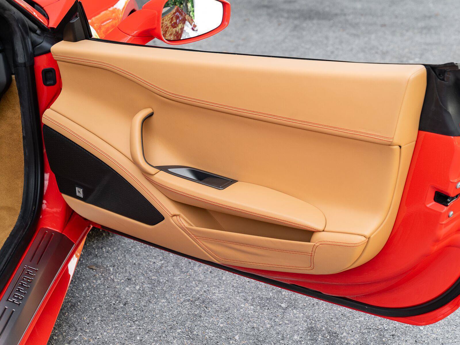 Used 2014 Ferrari 458 Spider RWD image 45