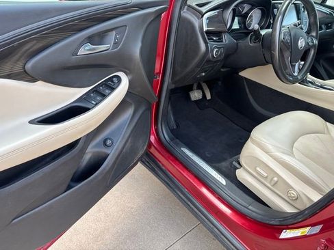 Used 2019 Buick Envision Preferred FWD image 14