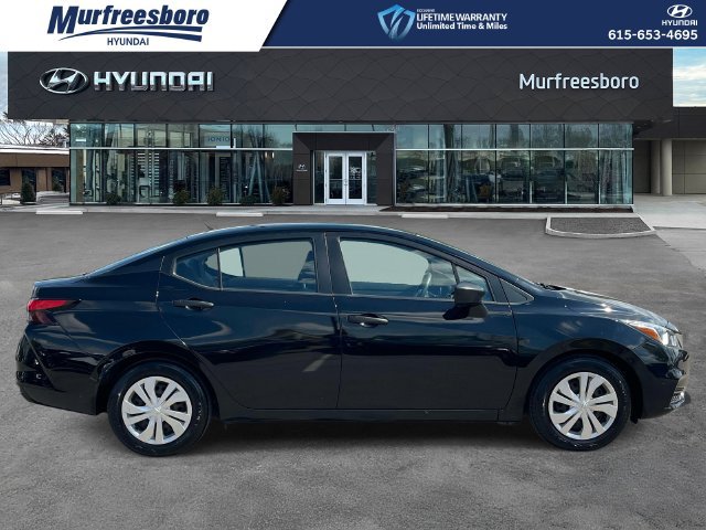 Used 2020 Nissan Versa S FWD image 4
