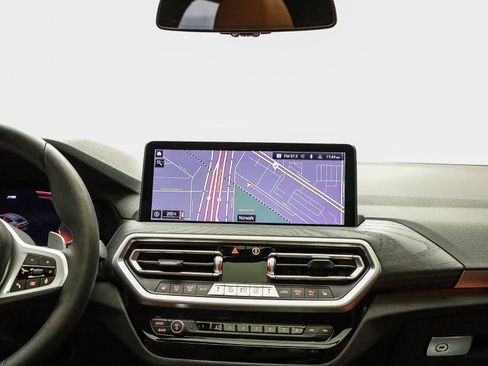 Used 2025 BMW X4 xDrive30i w/ Premium Package image 15