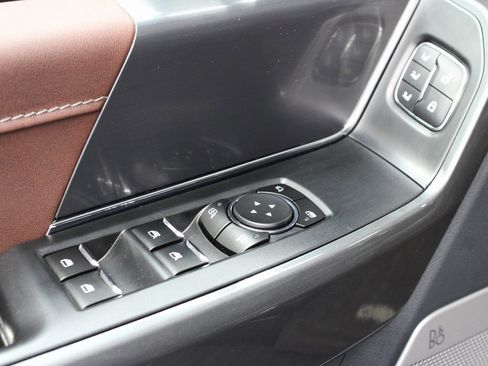 Used 2023 Ford F150 Lariat image 64