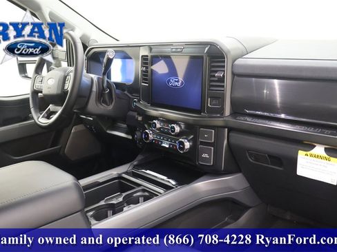 New 2026 Ford F250 Lariat w/ FX4 Off-Road Package image 17