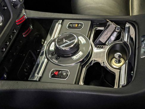 Used 2014 Rolls-Royce Ghost RWD image 25