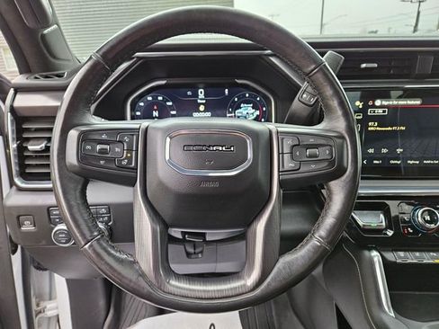 Used 2024 GMC Sierra 3500 Denali Ultimate AWD/4WD image 25