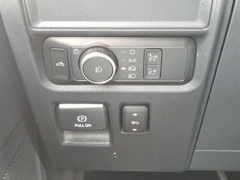 Used 2022 Ford F150 XLT w/ Equipment Group 301A Mid AWD/4WD image 25