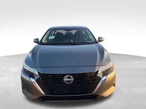 New 2025 Nissan Sentra SV image 6