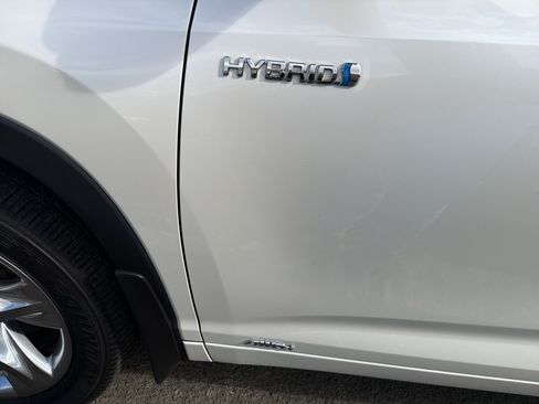 Used 2019 Toyota Highlander Limited image 16