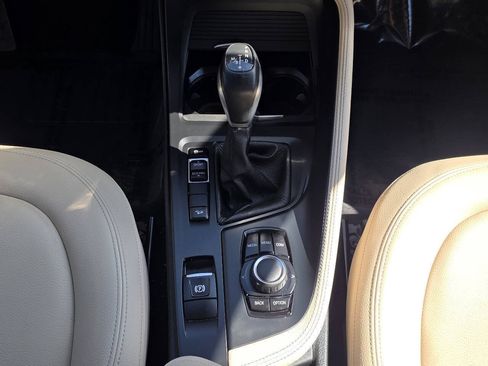 Used 2018 BMW X1 xDrive28i AWD/4WD image 15