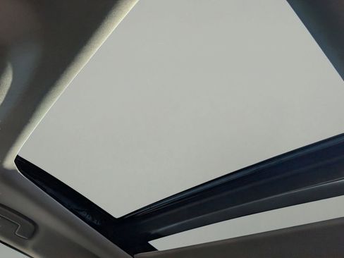 New 2026 Nissan Pathfinder SL image 19