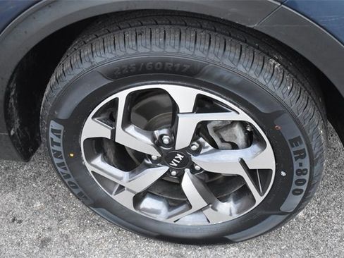 Certified 2020 Kia Sportage LX image 11