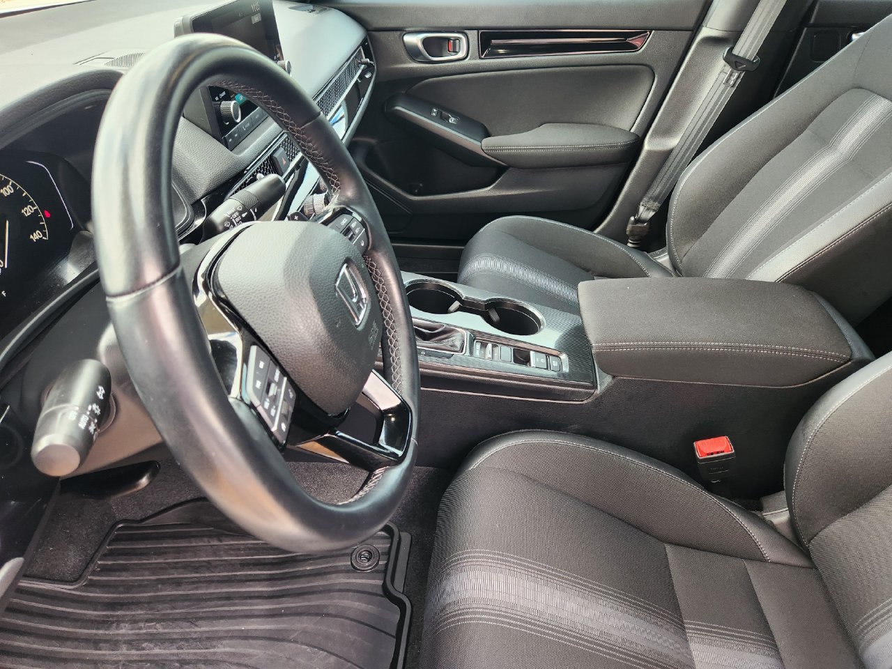Used 2025 Honda Civic Sport image 12