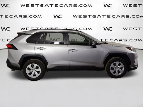 Used 2019 Toyota RAV4 LE FWD image 45