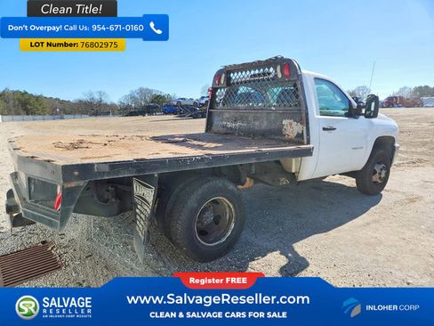 Used 2011 Chevrolet Silverado 3500 W/T image 4