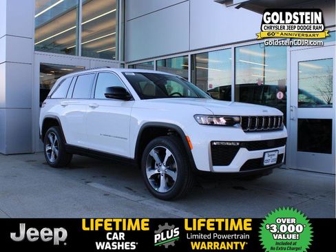New 2026 Jeep Grand Cherokee Limited AWD/4WD image 1