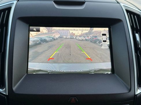 Used 2015 Ford Edge Titanium image 29