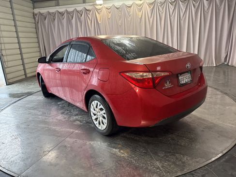 Used 2019 Toyota Corolla LE image 7