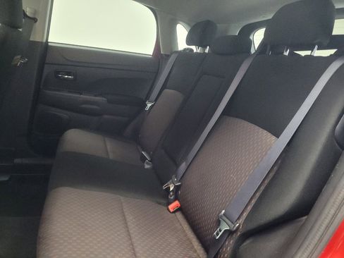 Used 2016 Mitsubishi Outlander Sport SE AWD/4WD image 18