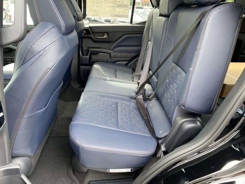 New 2026 Toyota 4Runner 4WD image 10