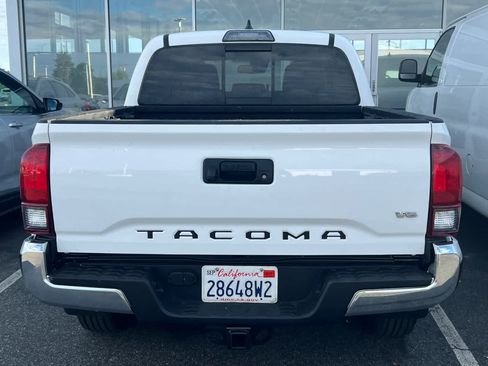 Used 2019 Toyota Tacoma SR5 RWD image 5