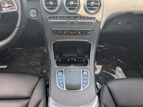 Certified 2022 Mercedes-Benz GLC 300 4MATIC w/ Premium Package Lite image 6