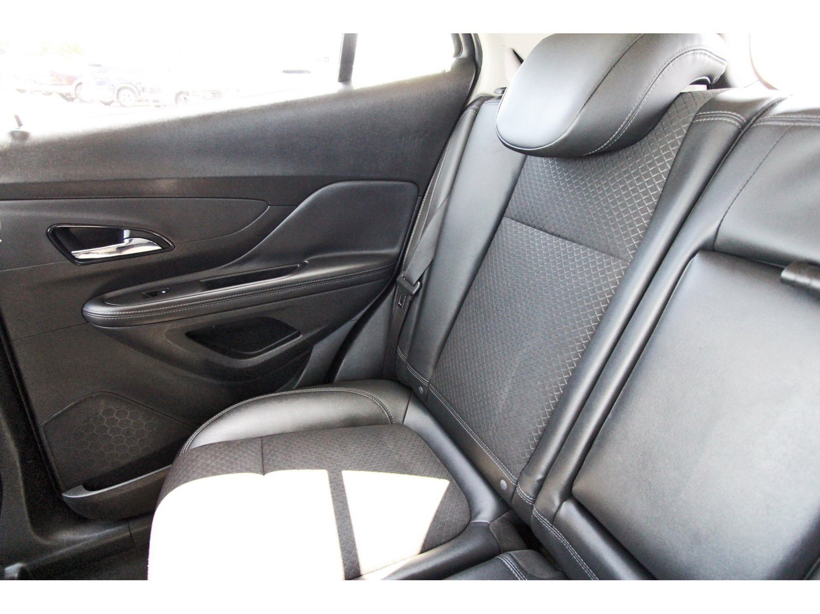 Used 2020 Buick Encore Preferred FWD image 15