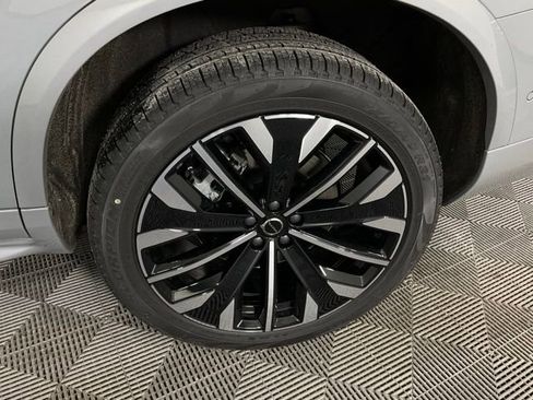 New 2026 Volvo XC90 T8 Plus w/ Protection Package Premier image 42