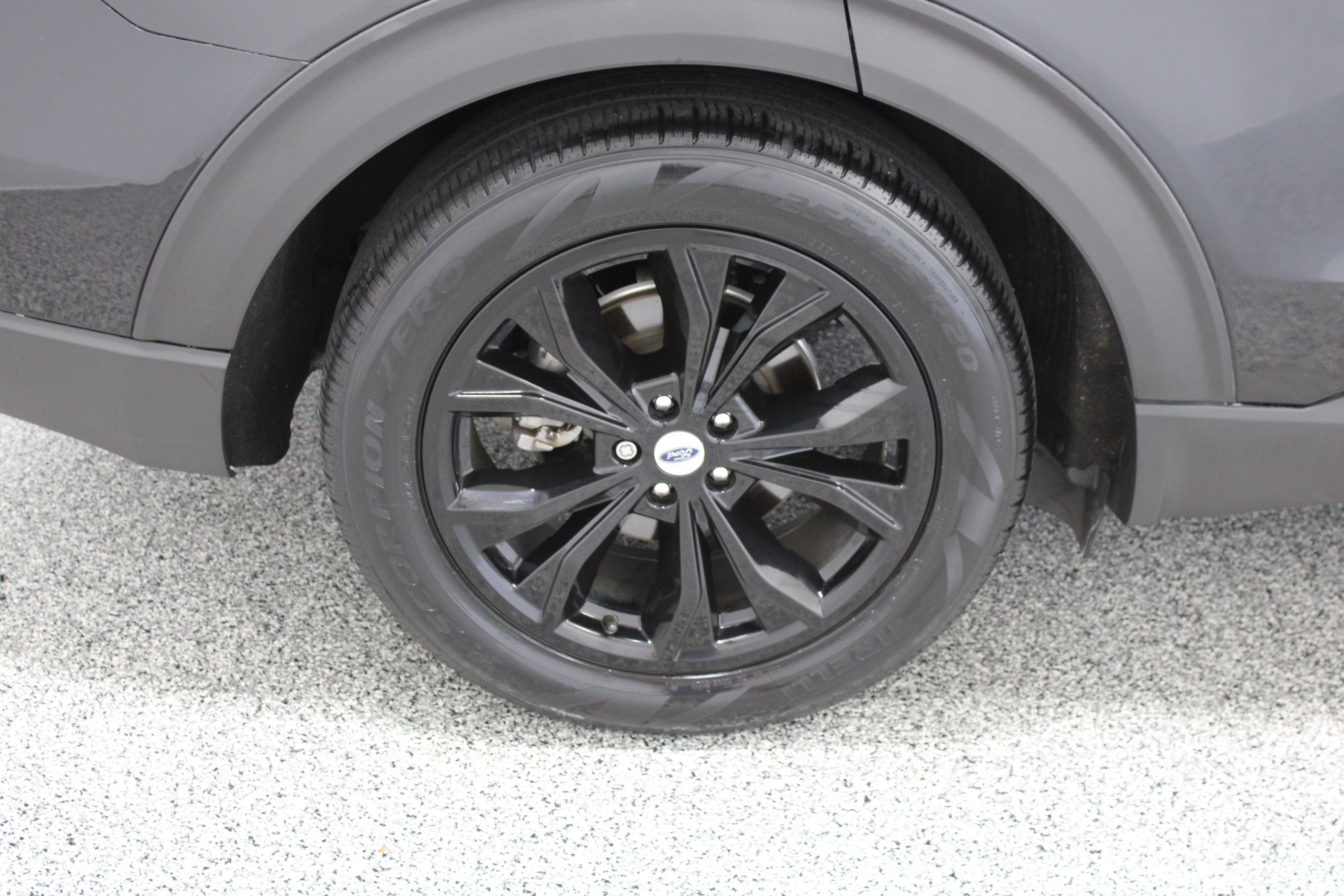 Used 2021 Ford Explorer Limited w/ Equipment Group 301A RWD image 6