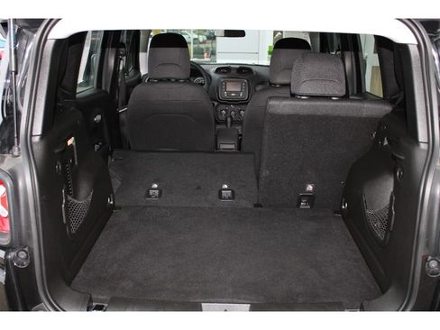 Used 2019 Jeep Renegade Sport image 15