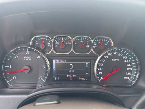 Used 2018 GMC Sierra 1500 SLE w/ SLE Value Package AWD/4WD image 28
