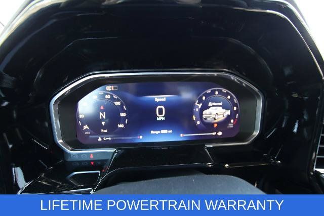 New 2026 Chevrolet Silverado 1500 RST w/ Z71 Off-Road Package AWD/4WD image 2