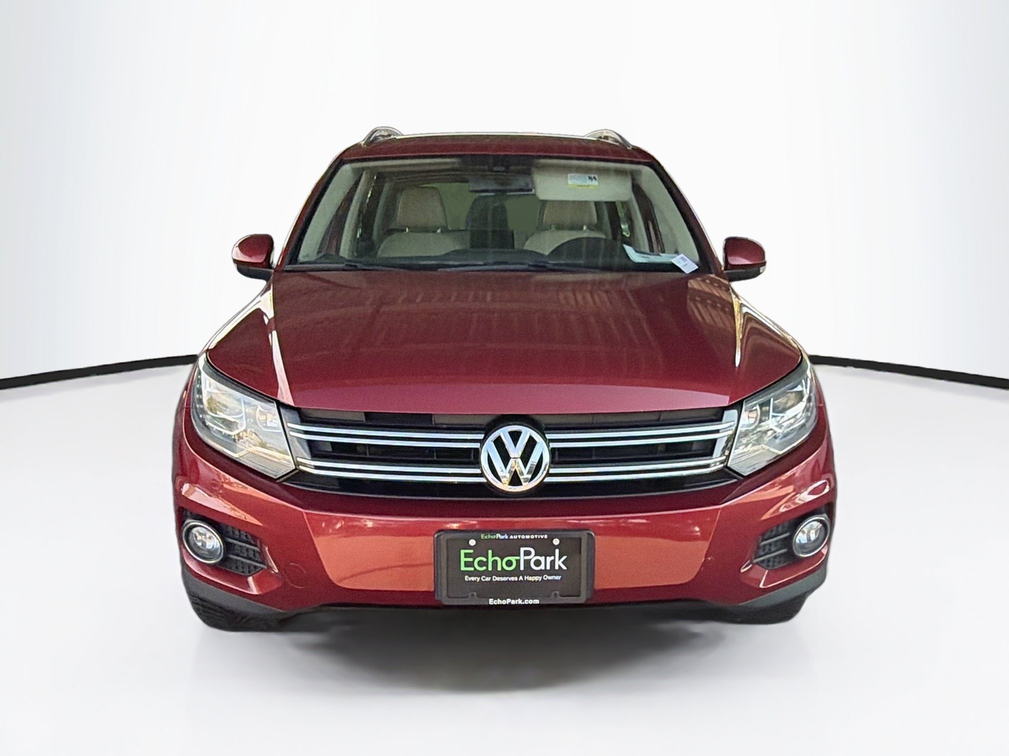 Used 2016 Volkswagen Tiguan SEL AWD/4WD image 2
