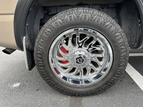 Used 2021 Nissan Titan PRO-4X w/ Pro-4x Convenience Package image 31