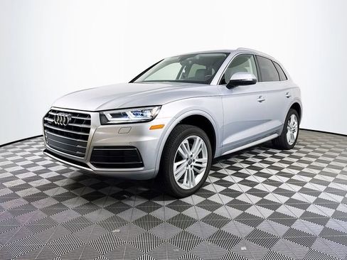 Used 2018 Audi Q5 2.0T Premium Plus w/ Premium Plus Package image 2