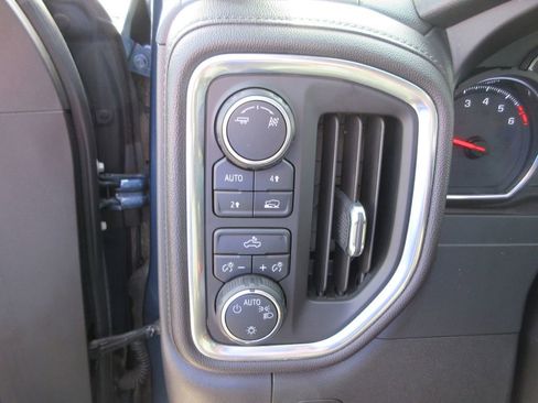 Certified 2019 Chevrolet Silverado 1500 LT w/ All-Star Edition image 24