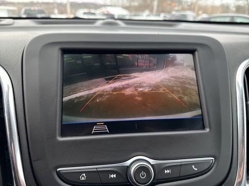 Used 2021 Chevrolet Equinox LT image 8