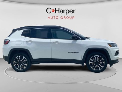 Used 2023 Jeep Compass Limited AWD/4WD image 2