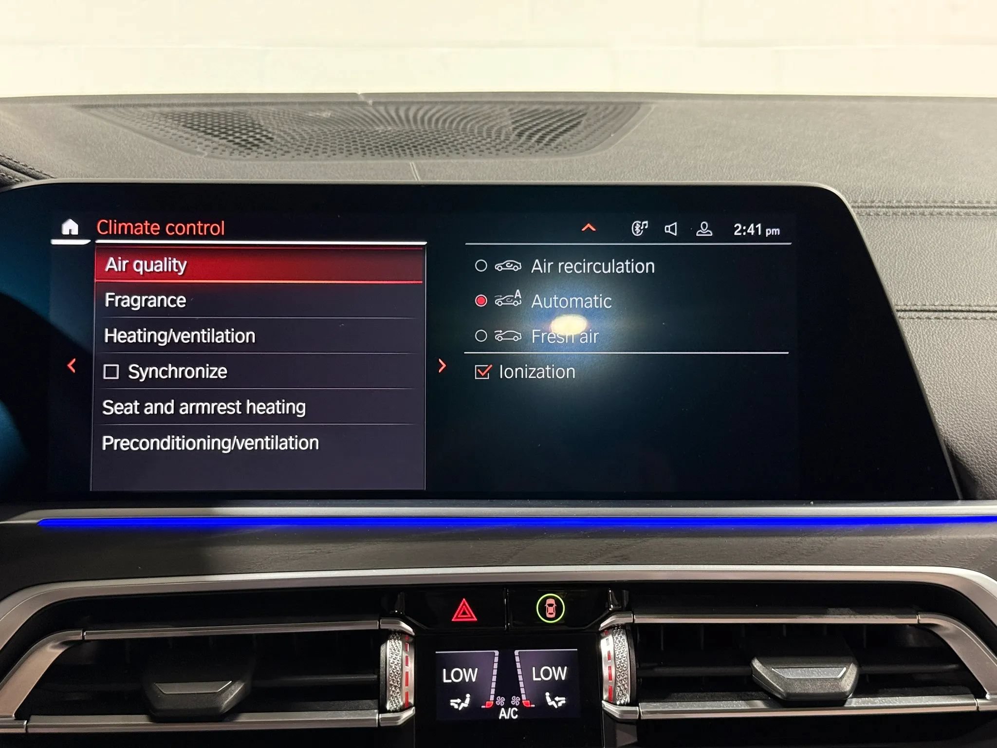 Used 2020 BMW X7 M50i w/ Executive Package AWD/4WD image 38