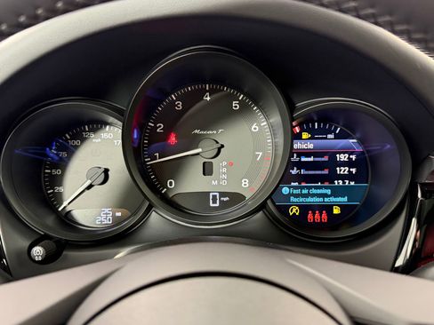 New 2026 Porsche Macan Turbo AWD/4WD image 28