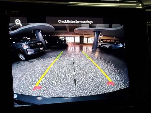 Used 2025 Jeep Grand Cherokee Altitude image 25