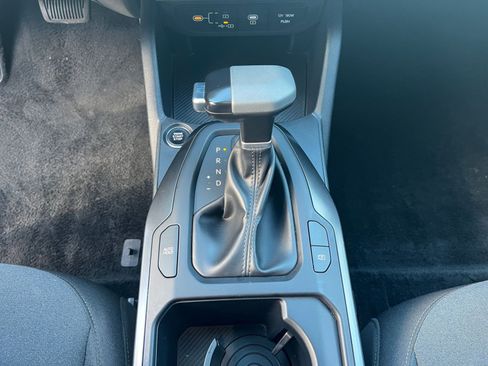 Used 2025 Kia K4 LXS image 40