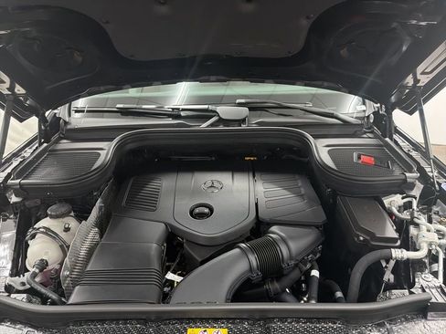 New 2026 Mercedes-Benz GLE 450e 4MATIC image 31