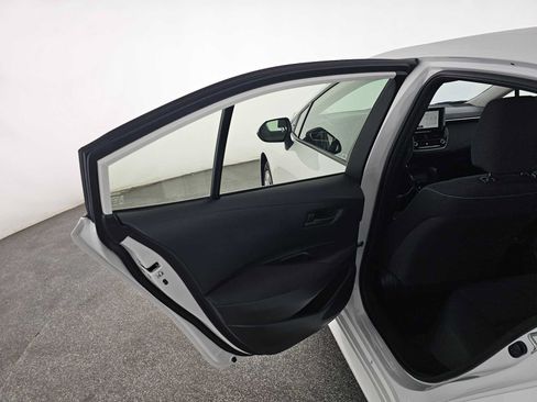 Used 2026 Toyota Corolla LE FWD image 15