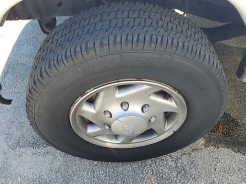 Used 2012 Ford E-250 and Econoline 250 Extended w/ PWR Group image 4