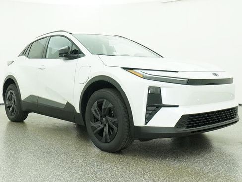 New 2026 Toyota C-HR AWD/4WD image 9