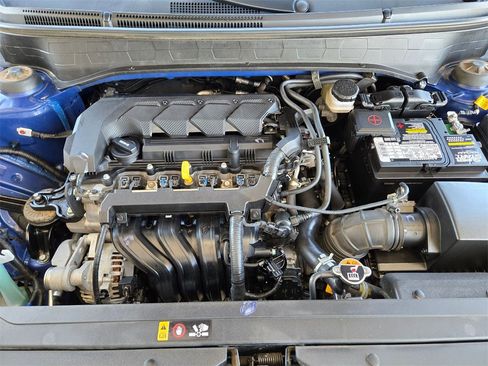 Used 2023 Hyundai Venue Limited image 31