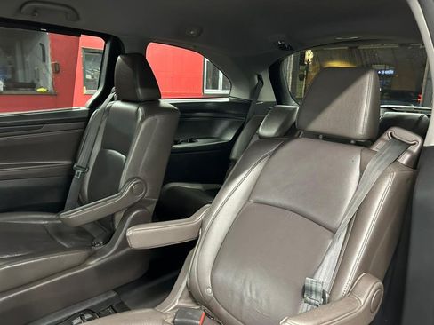 Used 2018 Honda Odyssey EX-L image 16