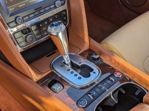 Used 2012 Bentley Continental GT image 30